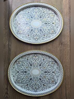 Vintage Venetian Scroll Round Metal Trays